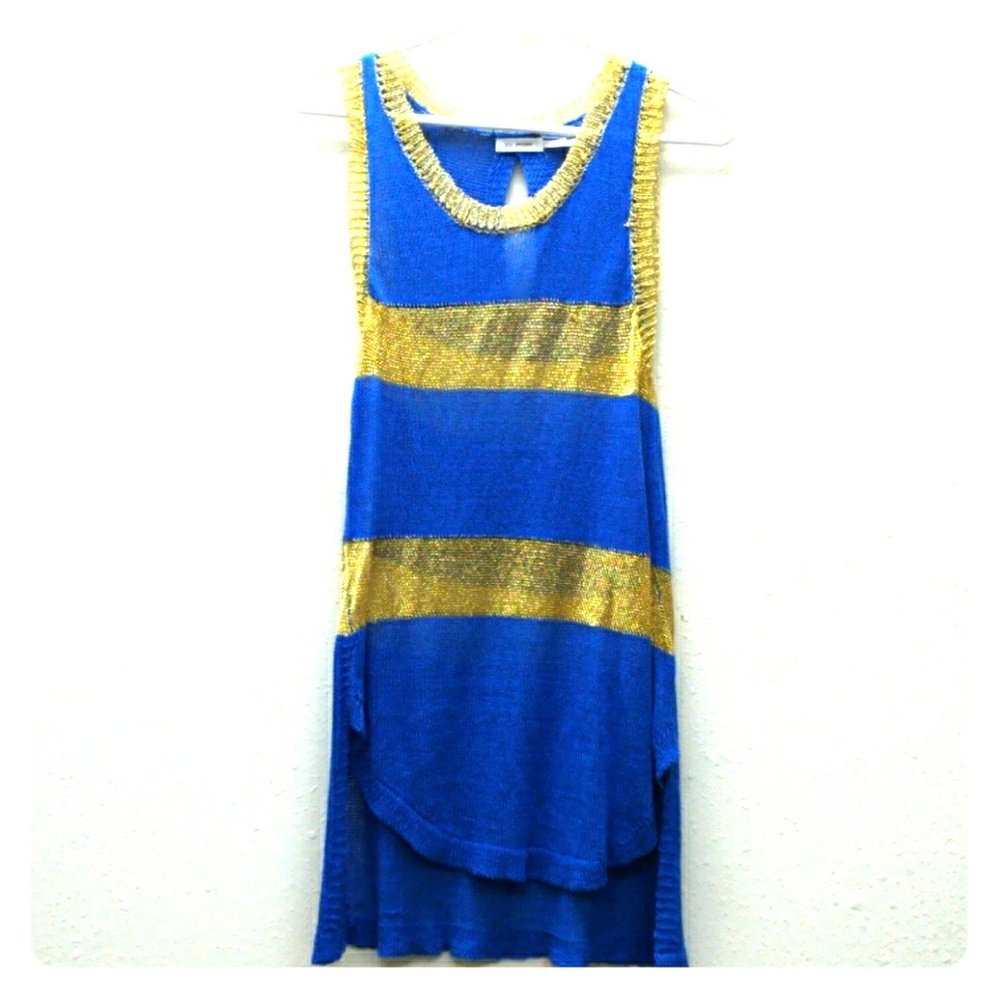 Blue pepper tunic